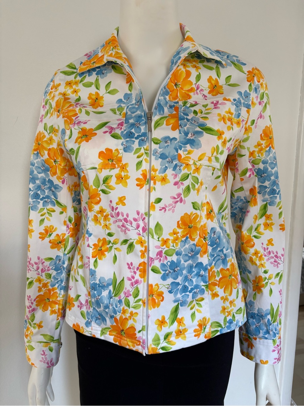Jones New York Signature Floral Top in White with Orange, Blue & Pink Blooms